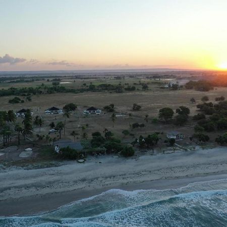 Wera Beach Kadumbul Dış mekan fotoğraf