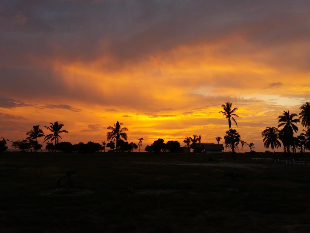 Wera Beach Kadumbul Dış mekan fotoğraf